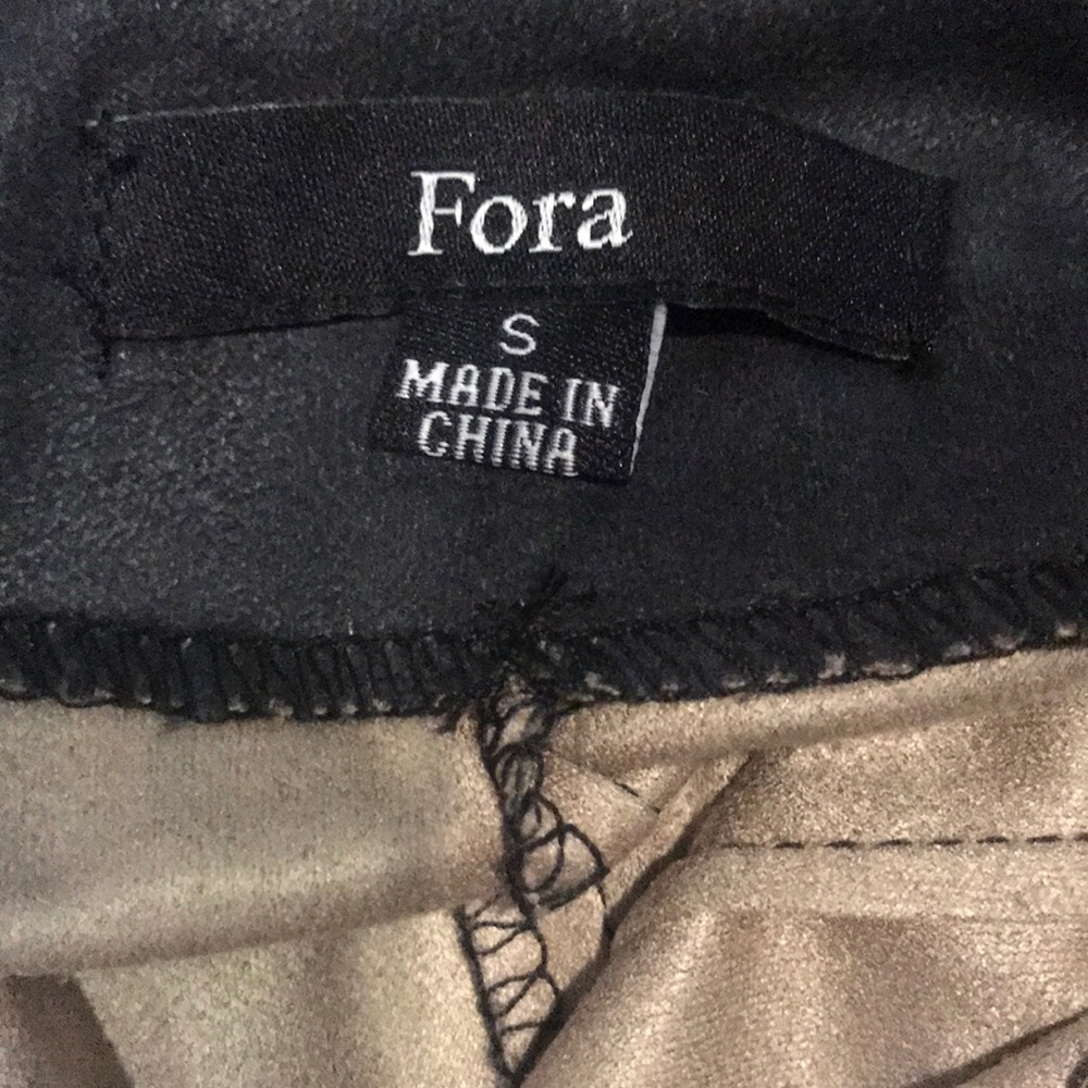 Fora Skirt - Picture 3 of 4